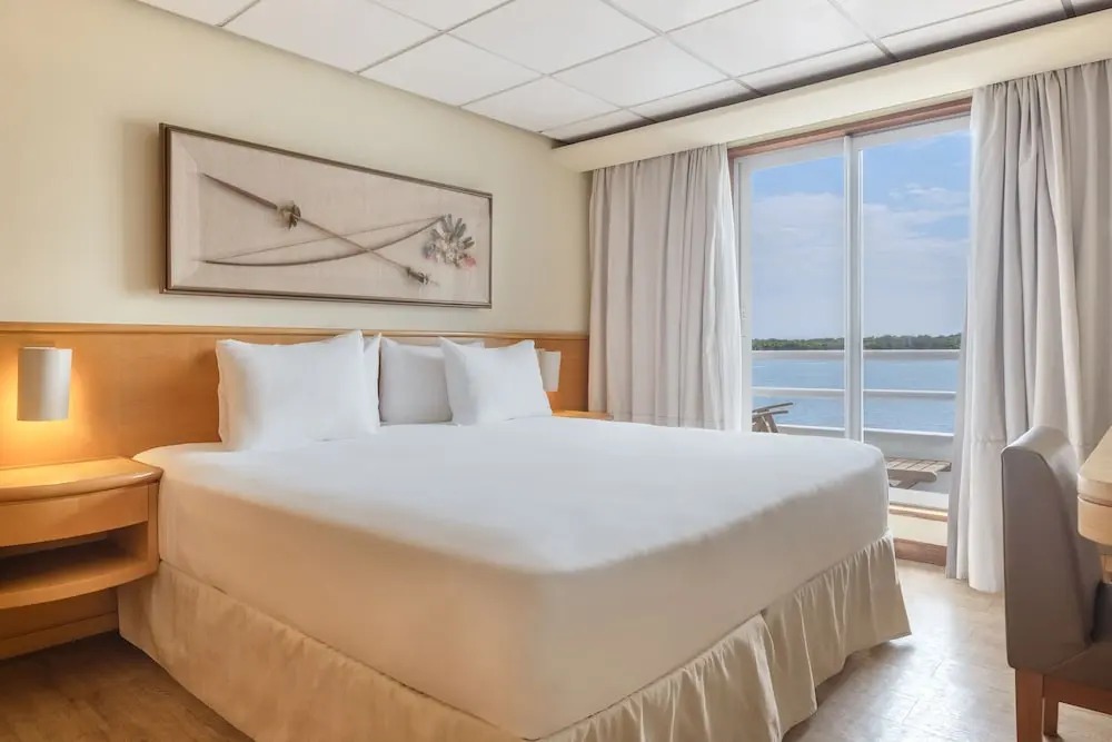 هتل گرند آمازون اکسپدیشن کروز